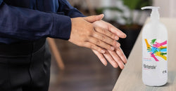 Ce este si cum functioneaza o solutie dezinfectanta pentru maini?