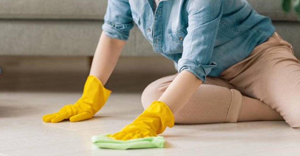 curatare geamuri - Cum să cureți rapid casa, curățare geamuri: 15 sfaturi care îți vor face munca mai ușoară