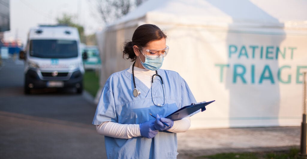 dezinfectia zonelor de triaj - Triajul medical: ce măsuri de igienă și siguranța trebuie respectate în zona dedicată?